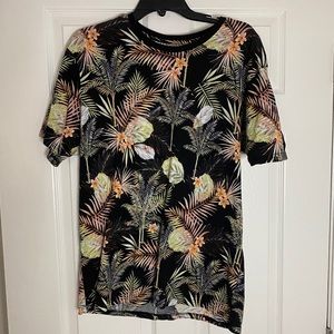 PacSun floral t-shirt